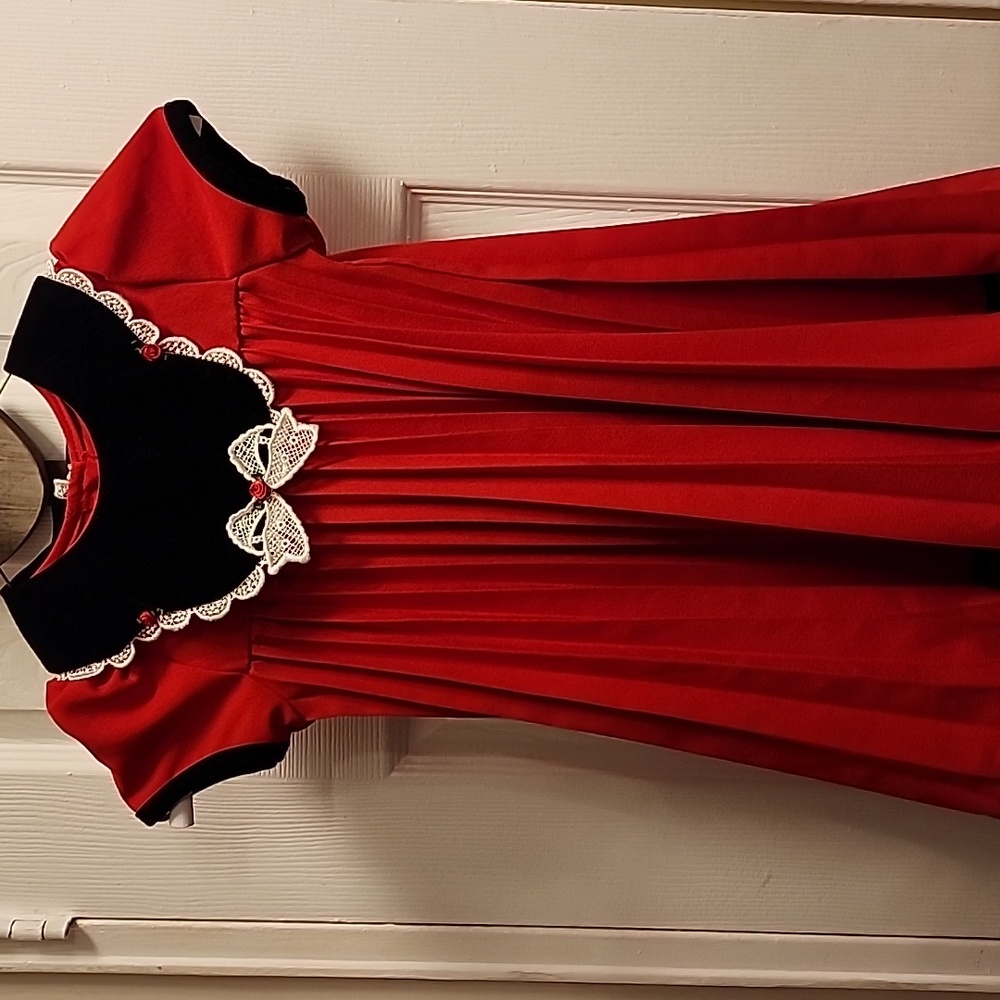 Girls Christmas dress Red size 4
